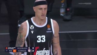 Ακίλε Πολονάρα: Μαχητής εντός κι εκτός παρκέ