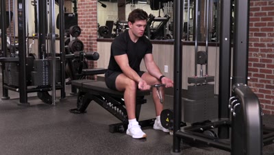 Cable Wrist Curl