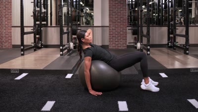 Stability Ball Bicycle Crunch