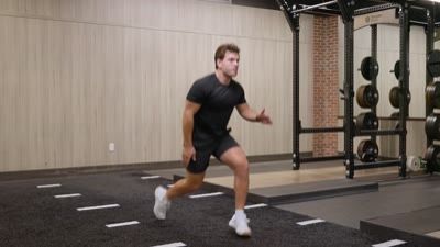 Alternating Lunge Jumps