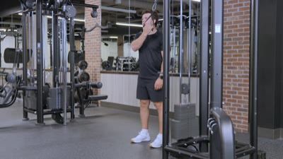 Cable One Arm Tricep Side Extension