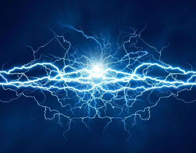 An image of lightening to demonstrate how tingling toes can feel.