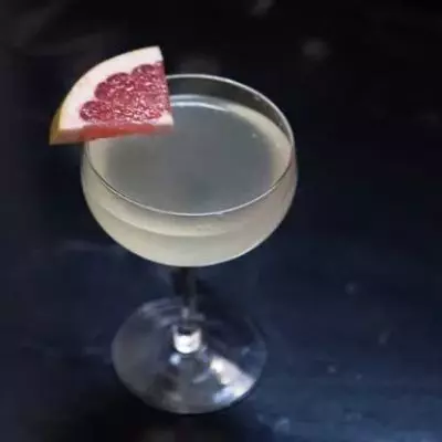 Grapefruit Gin Sour
