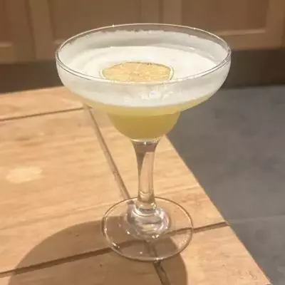 Tropical Pressure