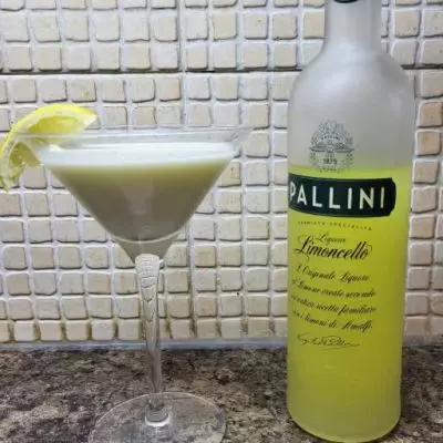 Limoncello Meringue Pie-llini
