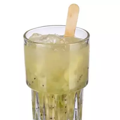 Kiwi Caipirinha