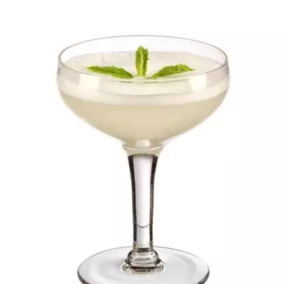 Fresh White Lady cocktail