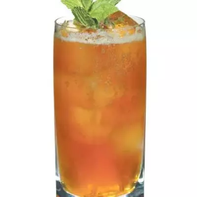 Pimm's Cup (or Classic Pimm's)