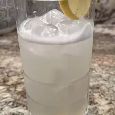 Victorian Lemon Fizz