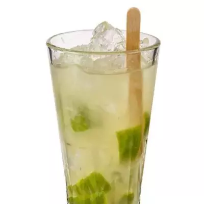 Caipirinha (no added sugar & low-calorie)