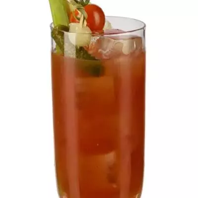 Bloody Mary (no added sugar & low-calorie)
