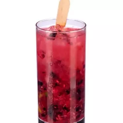 Berry Caipirinha