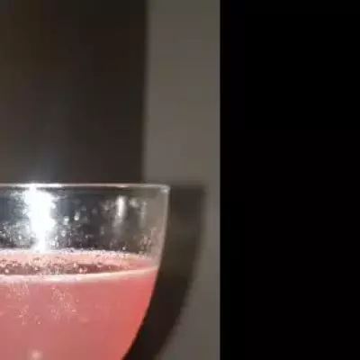 The lying grapefruit