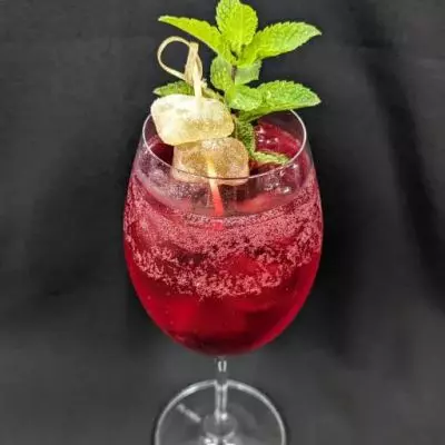 Strawberry Christmas Spritz
