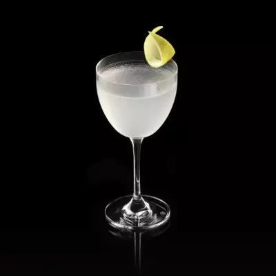 Between The Sheets No.1 (gin + rum + triple sec)