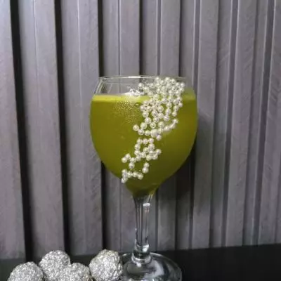 Triple G (Glitterball Green Goddess)
