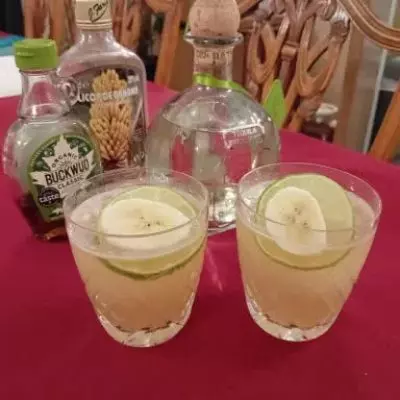Banana margarita