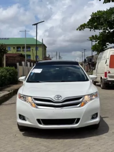TOYOTA Venza