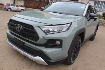 TOYOTA RAV 4