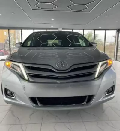 TOYOTA Venza