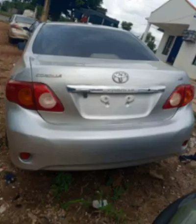 TOYOTA Corolla