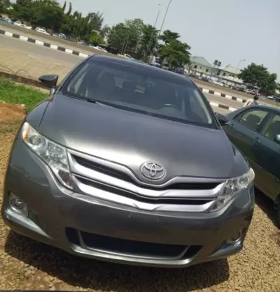 TOYOTA Venza