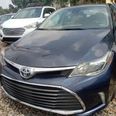 TOYOTA Avalon