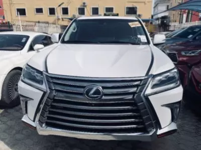 Lexus LX 570