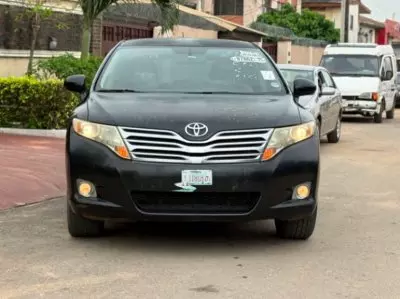 TOYOTA Venza