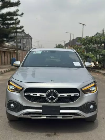 Mercedes-Benz GLA-Class