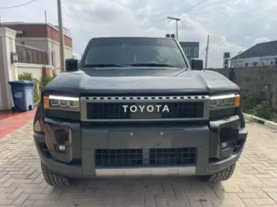 TOYOTA Prado