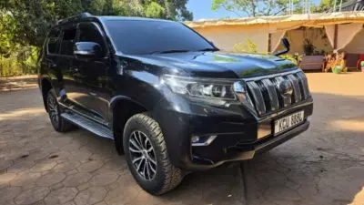 TOYOTA Land Cruiser Prado