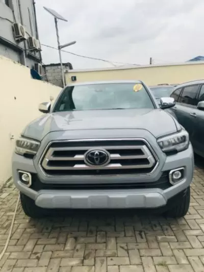 Toyota Tacoma