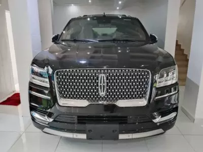 Lincoln Navigator