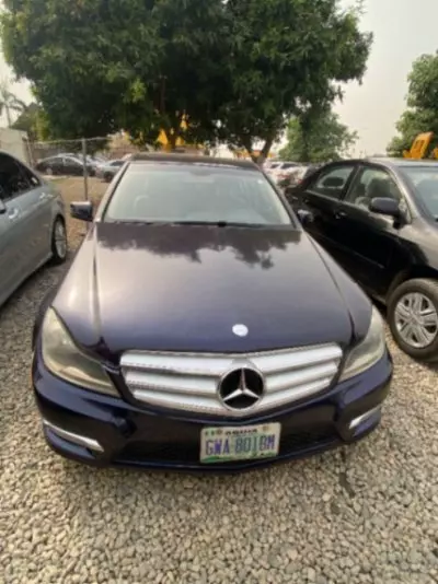 Mercedes-Benz C 300