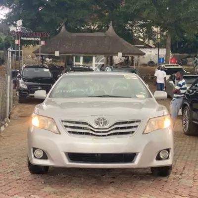 TOYOTA camry