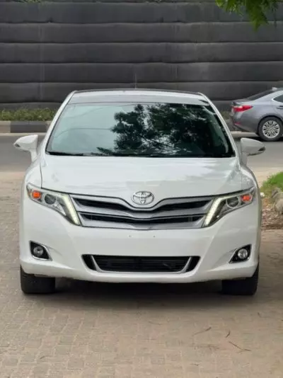 TOYOTA Venza