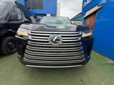 Lexus LX