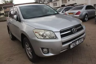 TOYOTA RAV 4