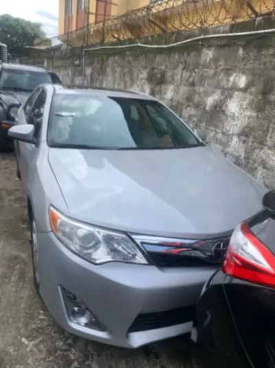 TOYOTA Camry