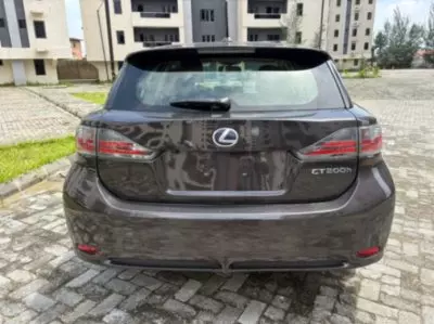 Lexus CT 200h
