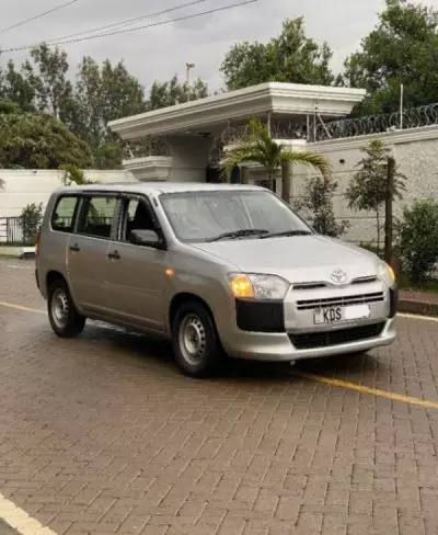 Toyota Succeed