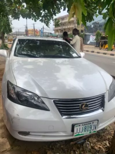Lexus ES