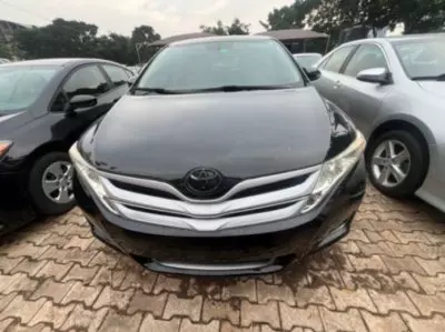 TOYOTA Venza
