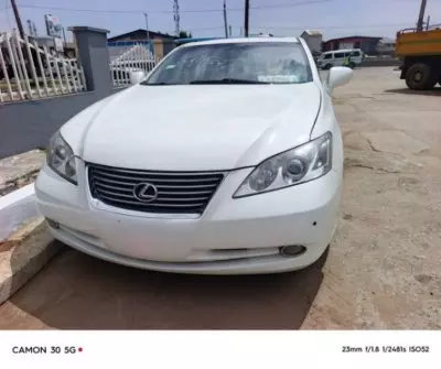 Lexus ES