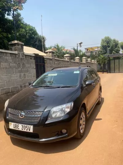 Toyota Fielder 