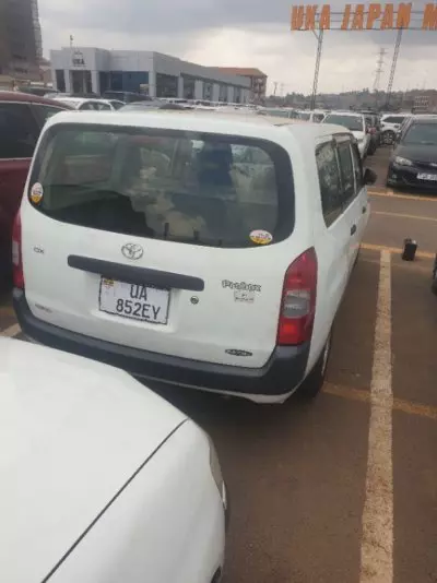 TOYOTA Probox