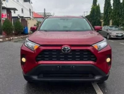 TOYOTA RAV 4