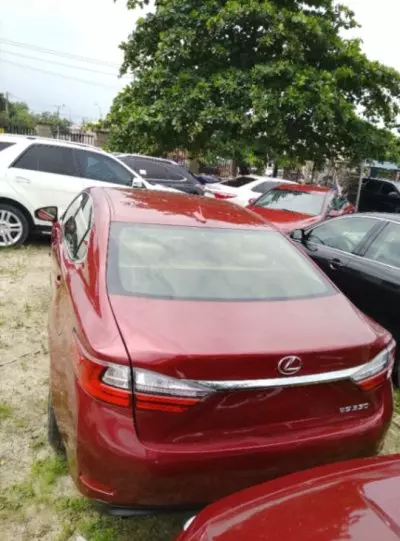 Lexus ES