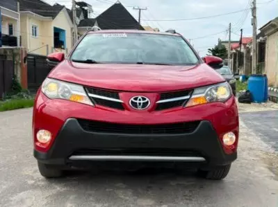 TOYOTA RAV4